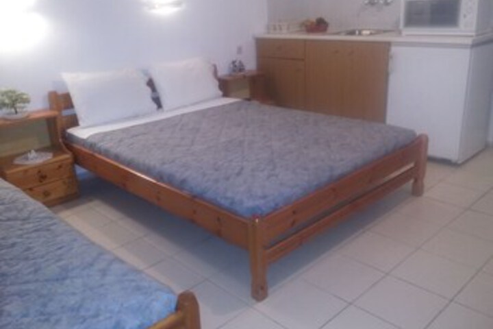 Room 25 of 73