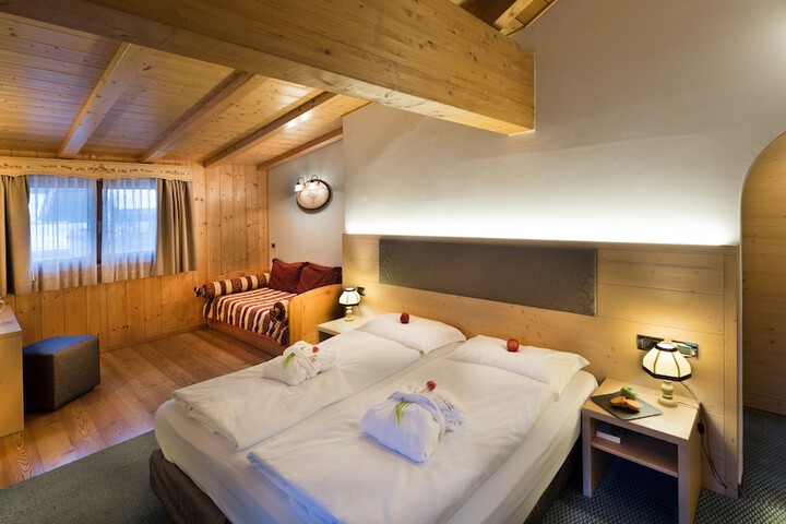 Room 6 of 39