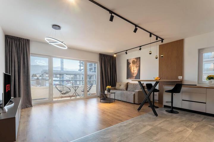 Room 440 of 653