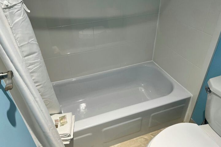 Room 17 of 23