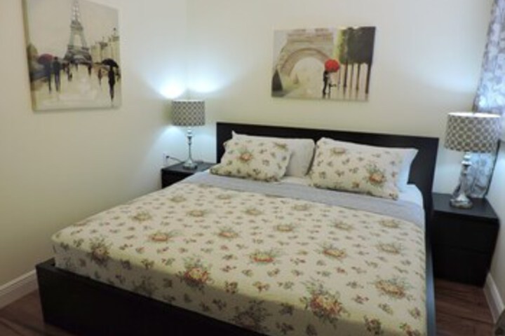 Seabreeze Beachside Studio #3 for 3 Great Location