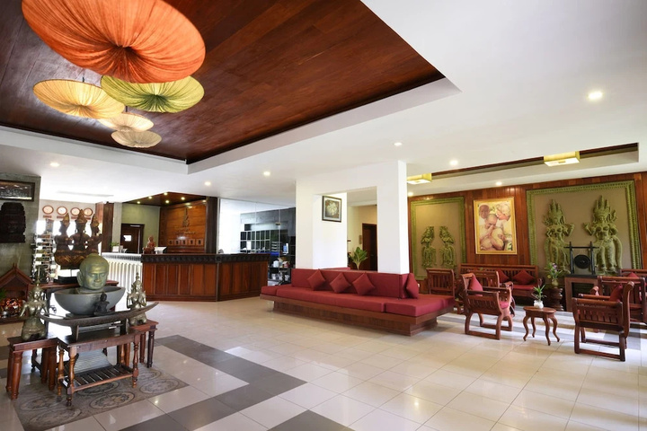 Lobby Photos
