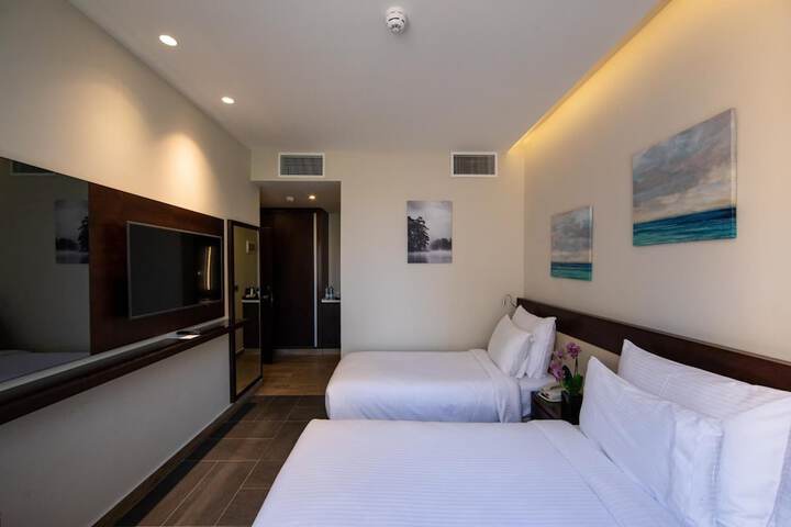 Room 18 of 45