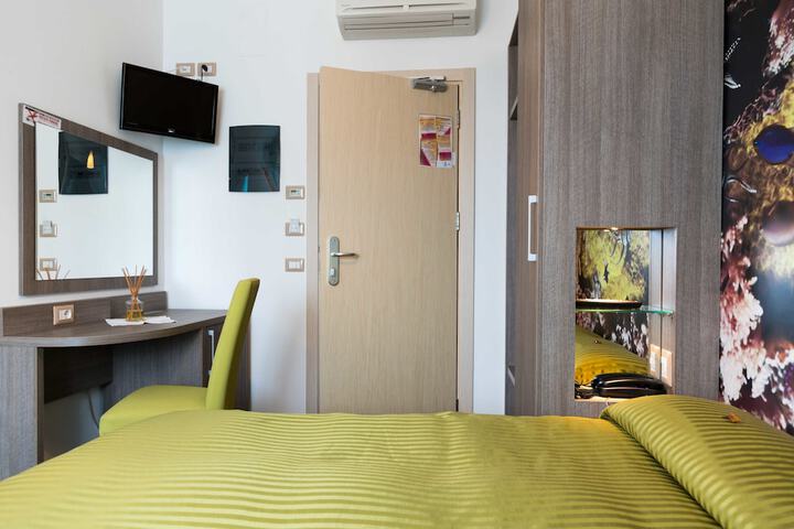 Room 39 of 151