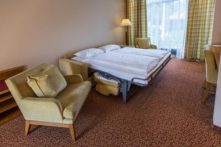 Room 14 of 51