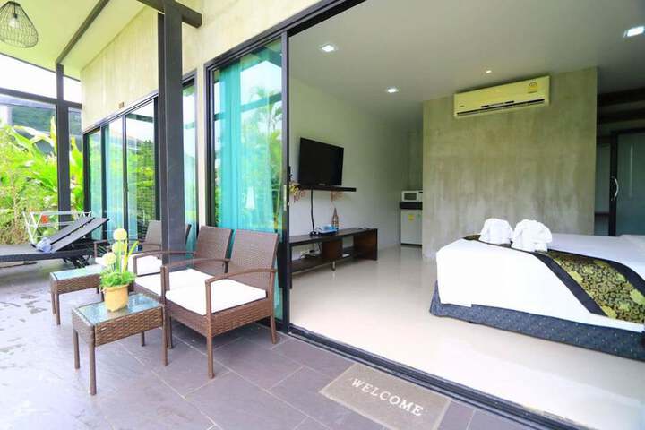 Room 3 of 29