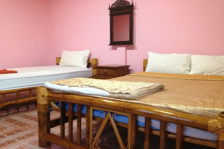 Room 10 of 15