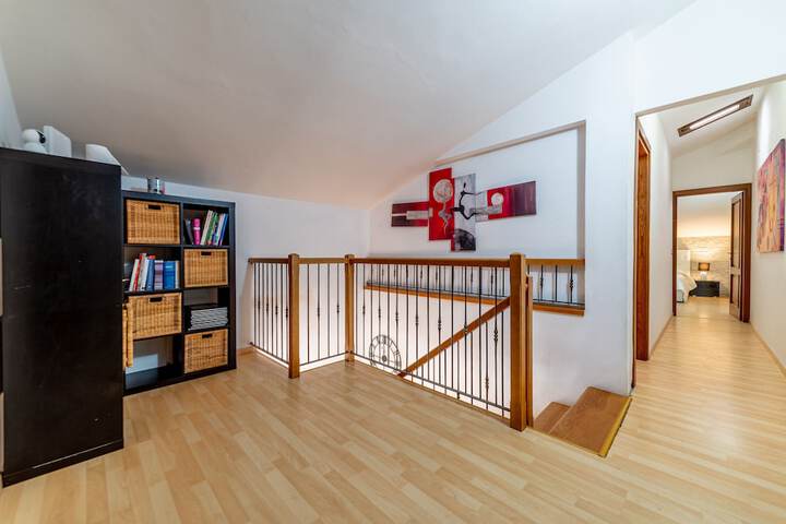Ballroom/Hall 36 of 53