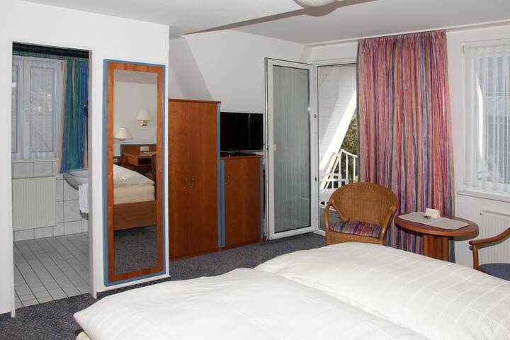 Room 19 of 63