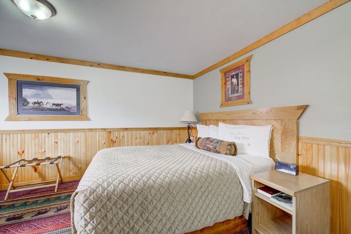 Room 7 of 26