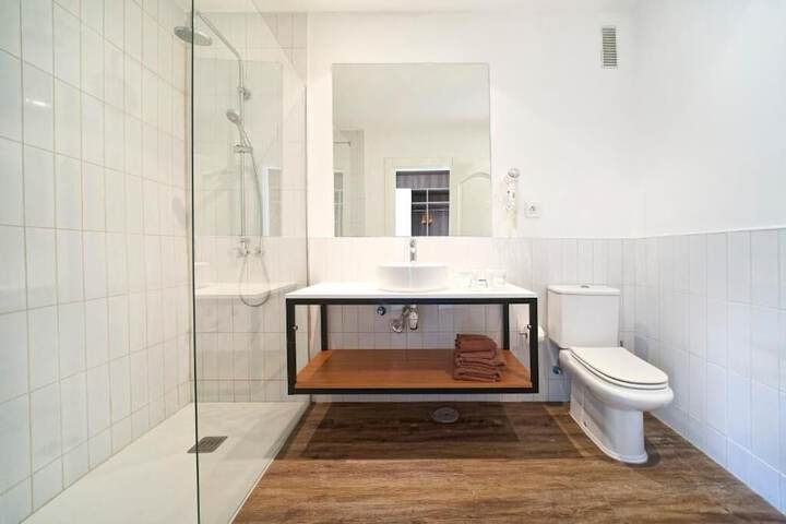 Clean Restrooms