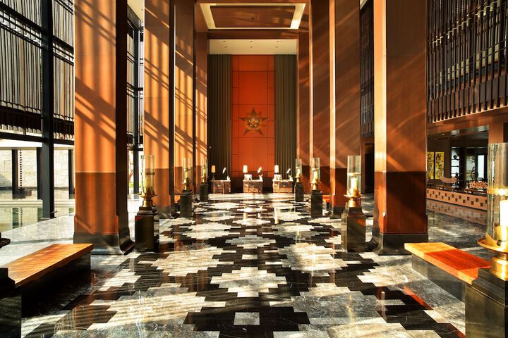 Lobby Photo