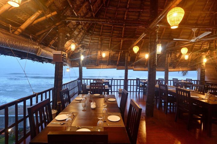 Dining 22 of 42