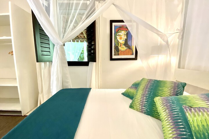 Room 10 of 45