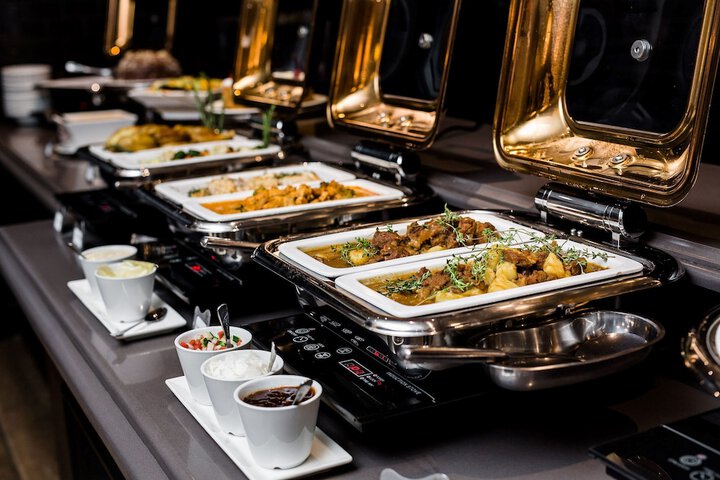 Dining 44 of 76