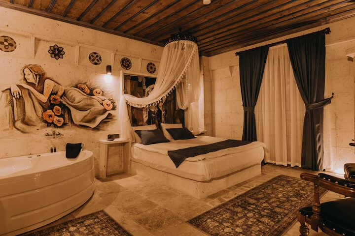 Room 72 of 99