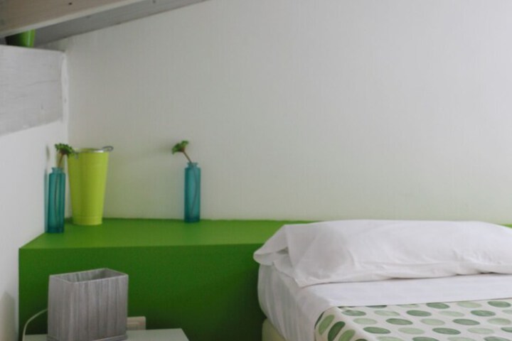 Room 42 of 113