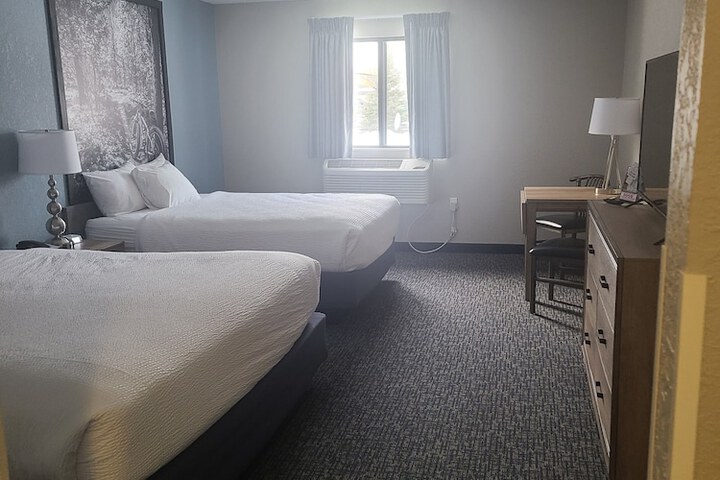 Quadruple King Size Bed (9 of 12)