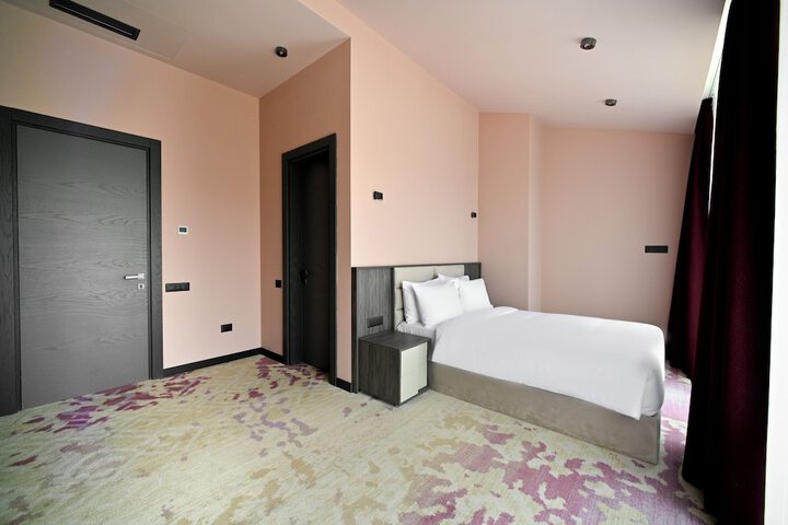 Room 35 of 86