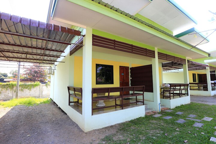 Room 7 of 10