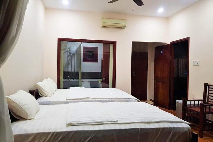 Room 11 of 53