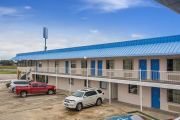 Property Grounds 49 of 58