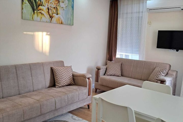 Room 98 of 151