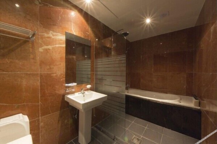 THE LAZZI HOTEL DONGNAE