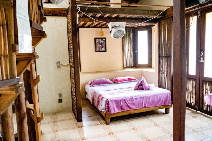 Room 3 of 23