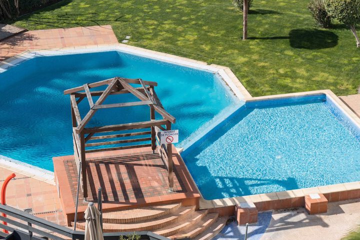 Pool 36 of 70