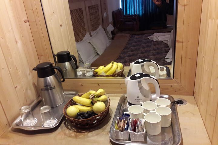 Breakfast/Coffee Service 13 of 50