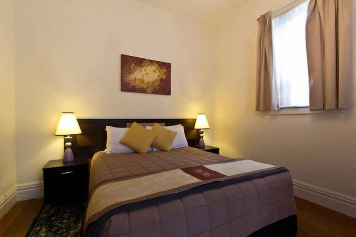 Room 10 of 41