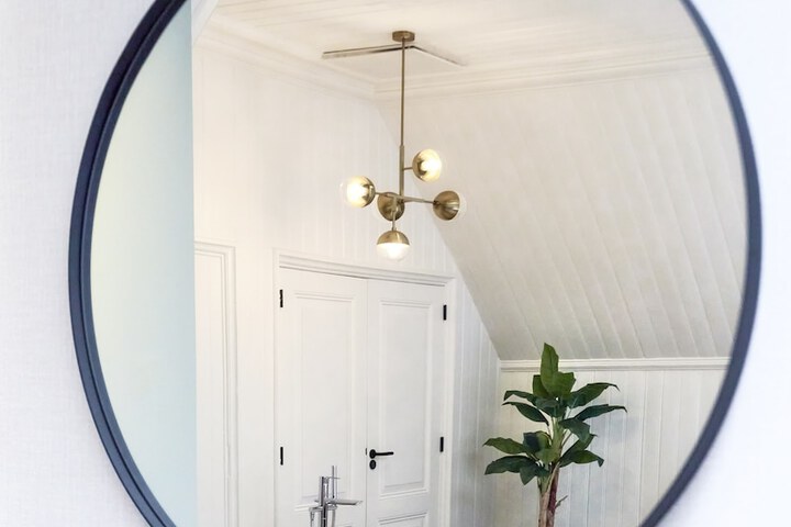Room 9 of 30