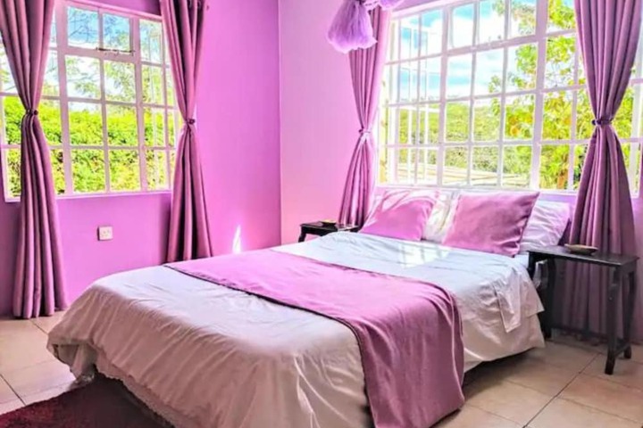 Room 3 of 7