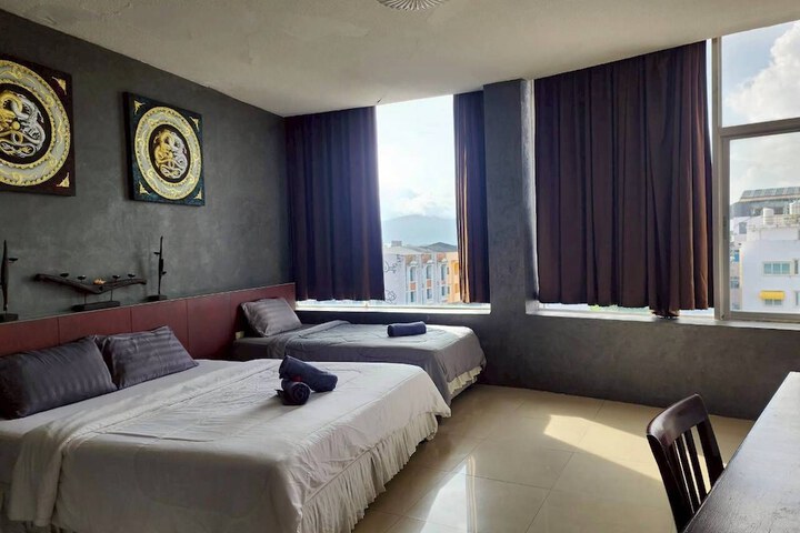 Room 17 of 23