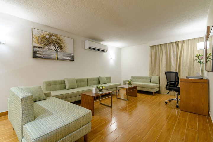 Room 9 of 64