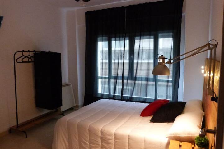Room 9 of 14