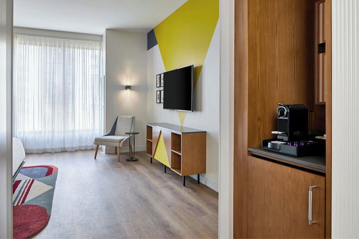 Room 22 of 95