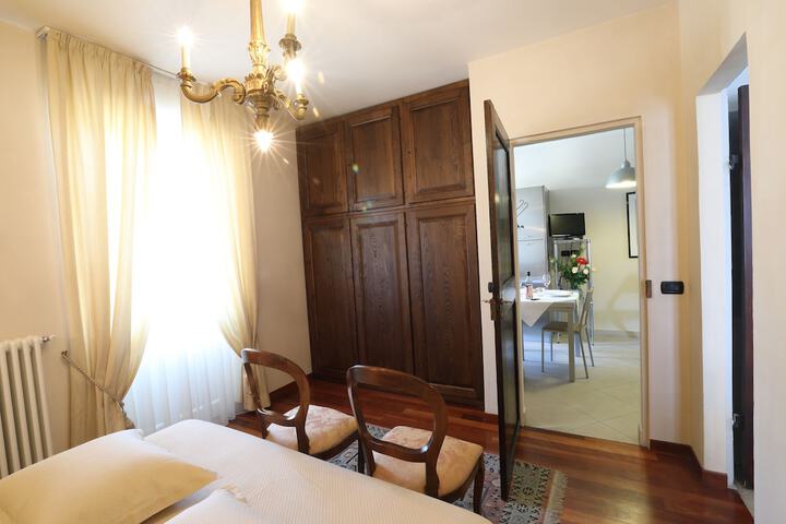 Room 15 of 44