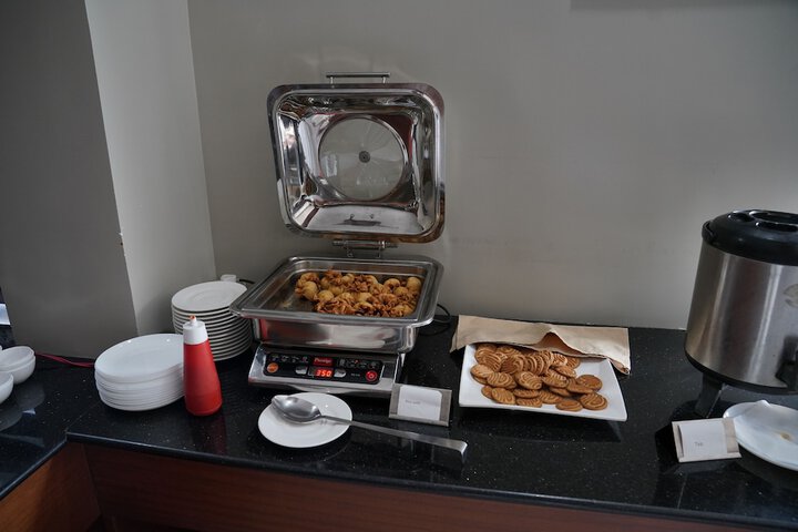 Breakfast/Coffee Service 30 of 46