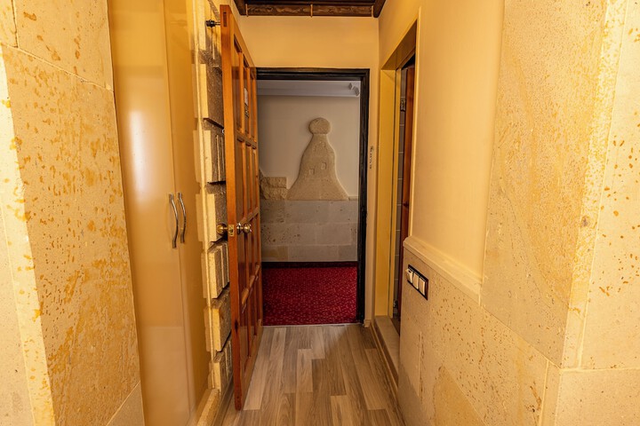 Room 29 of 50