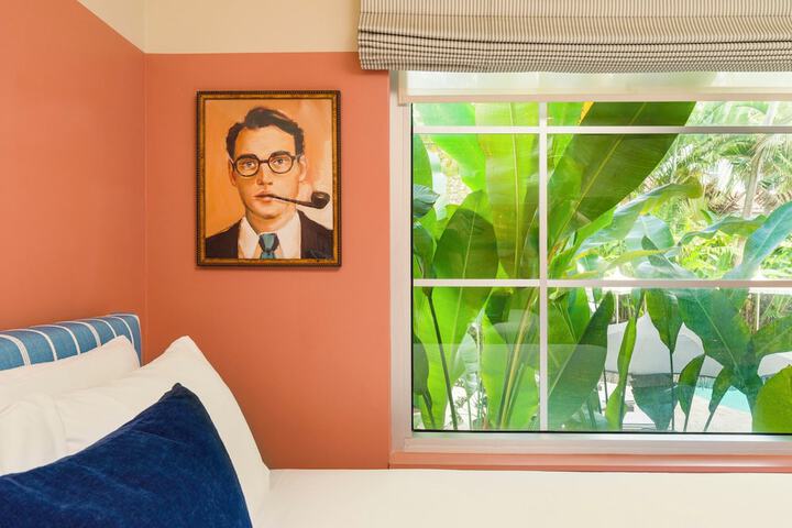 Room 19 of 46