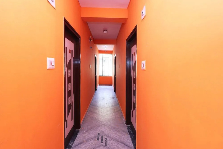 Room 10 of 15