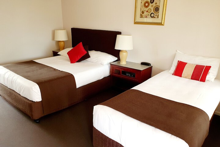 Room 5 of 52