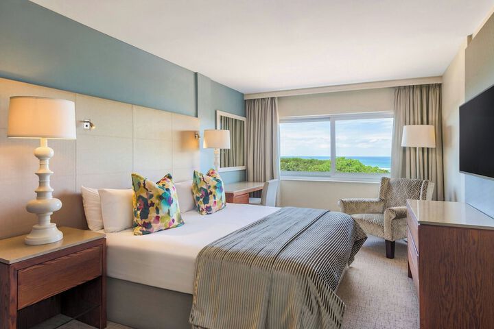 Room 10 of 77