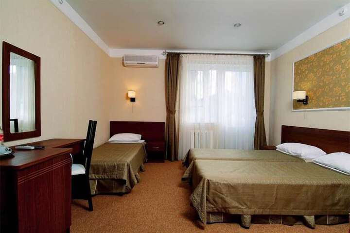 Room 17 of 52
