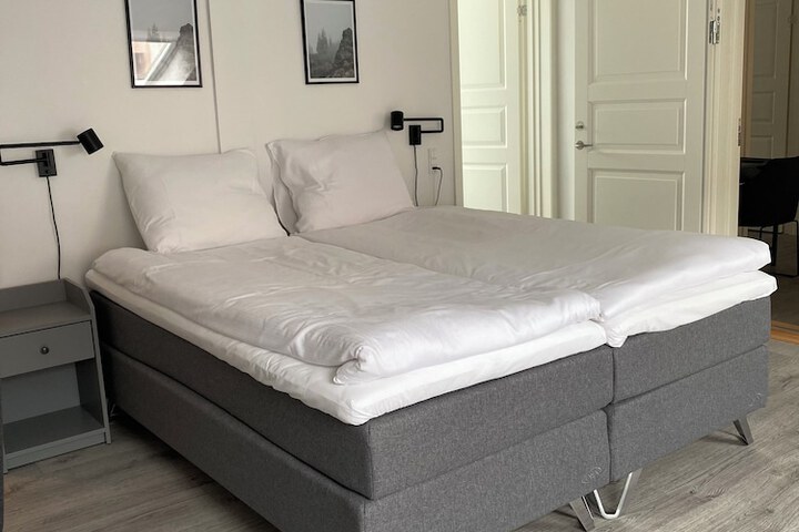 Room 26 of 69