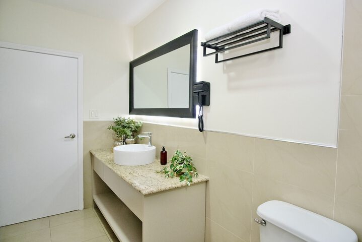 Room 156 of 159