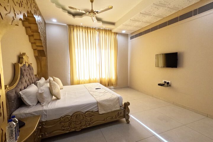 Room 19 of 71