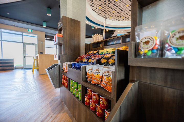 Snack bar